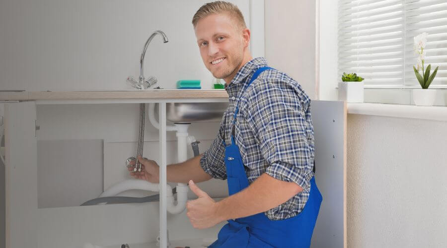 Expert burst pipe repair services in Hardtner, KS